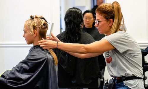 Det här får du som elev på göteborgs frisörskola